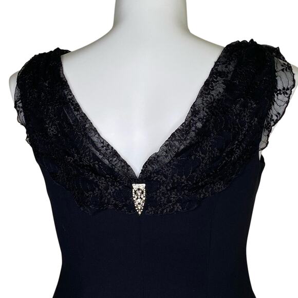 Robbie Bee Classy Little Black Dress - Formal, size 14 - Picture 1 of 9